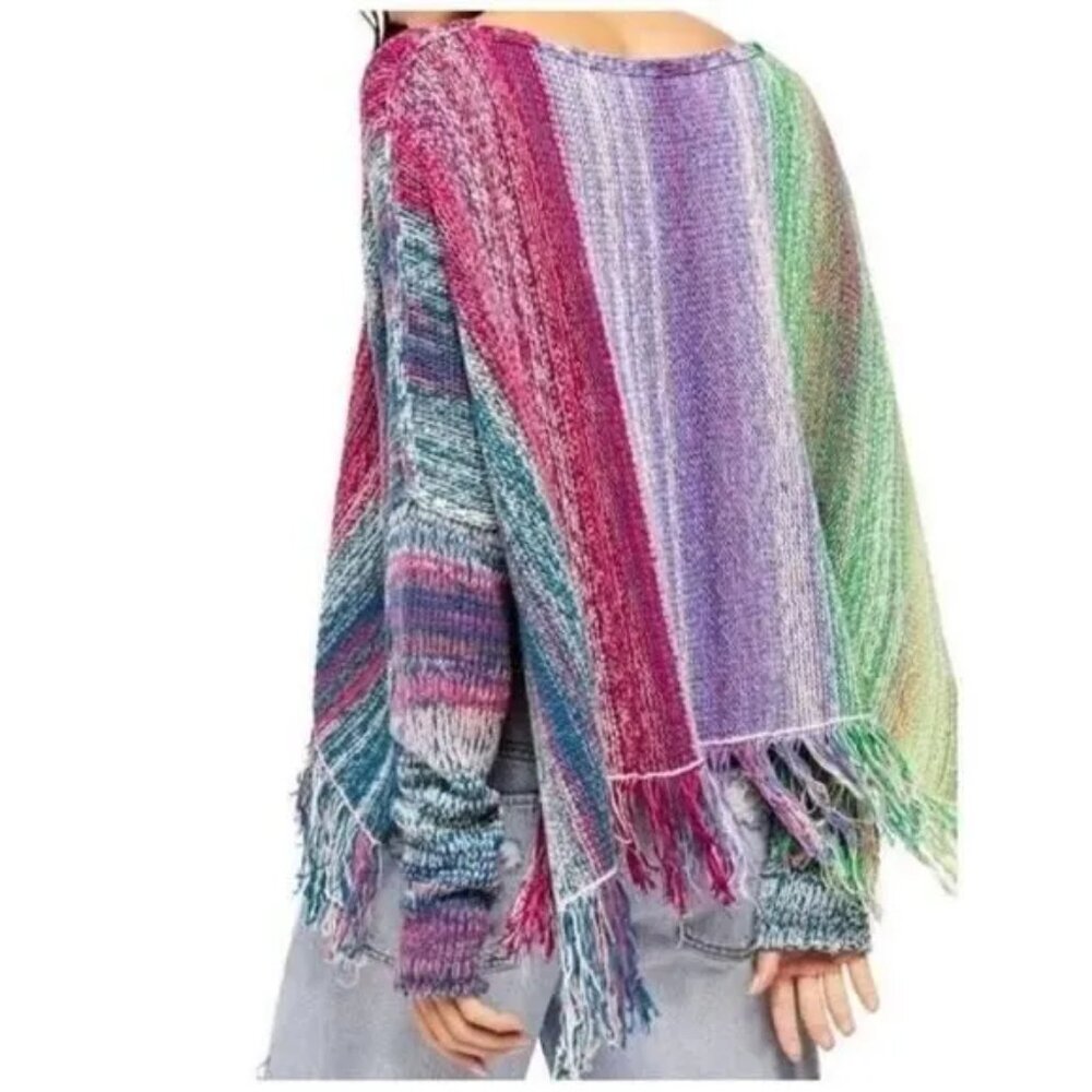 Free People women beautiful multi yarn knit fringed poncho- Sweater Top  Size S